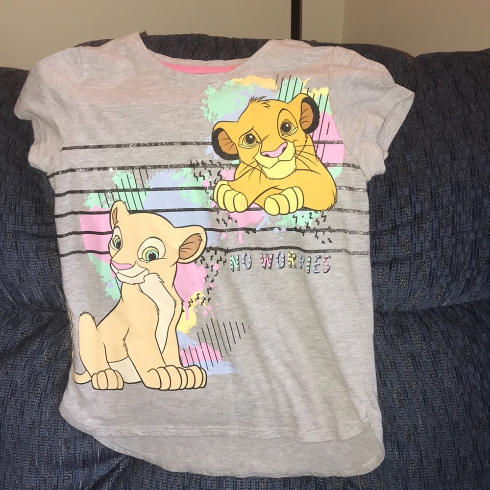 Girls large lion king t-shirt